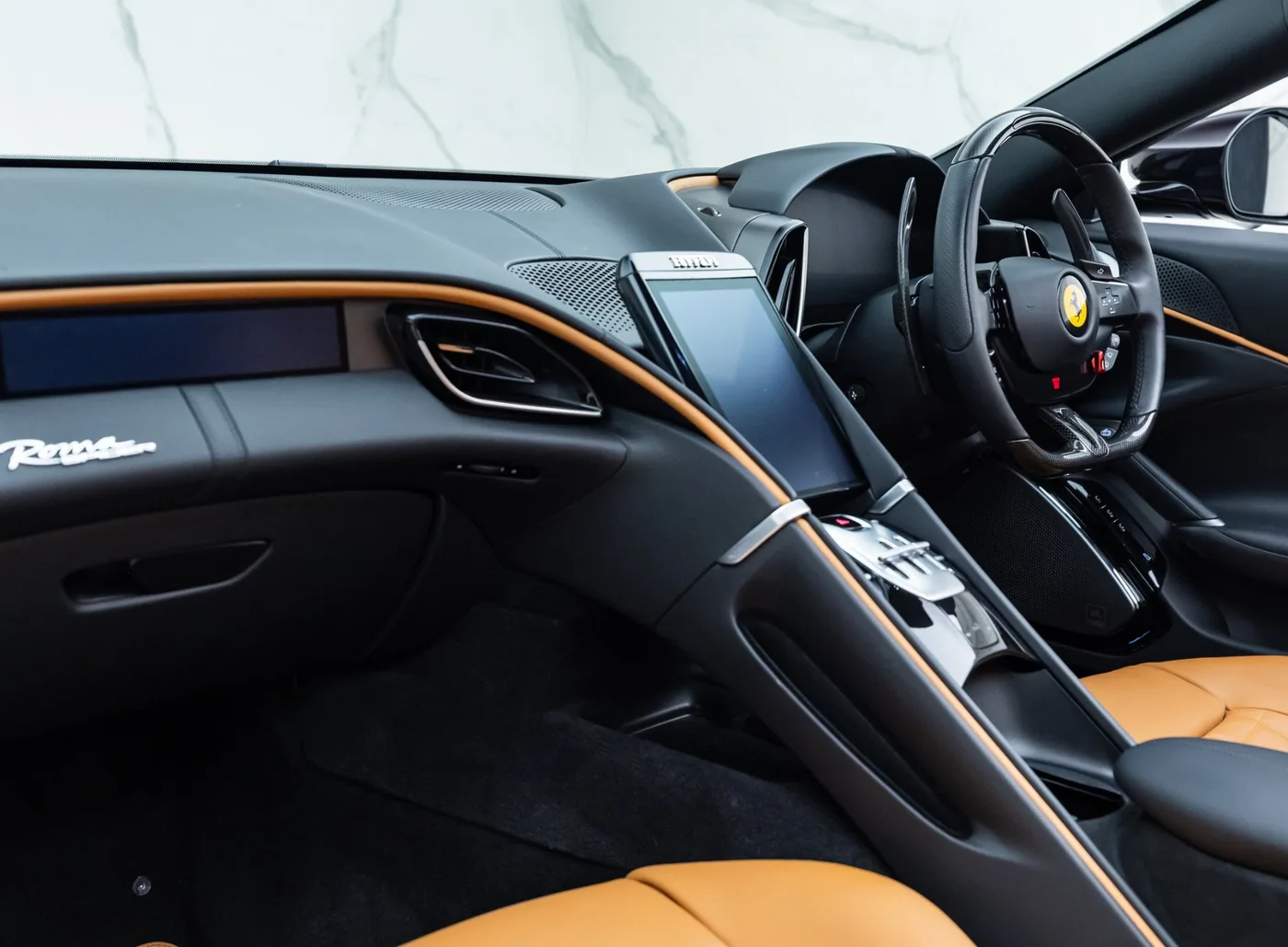 2024 Ferrari Roma Spider proposée par un concessionnaire spécialisé à Banstead, Royaume-Uni, photo 20 sur 25