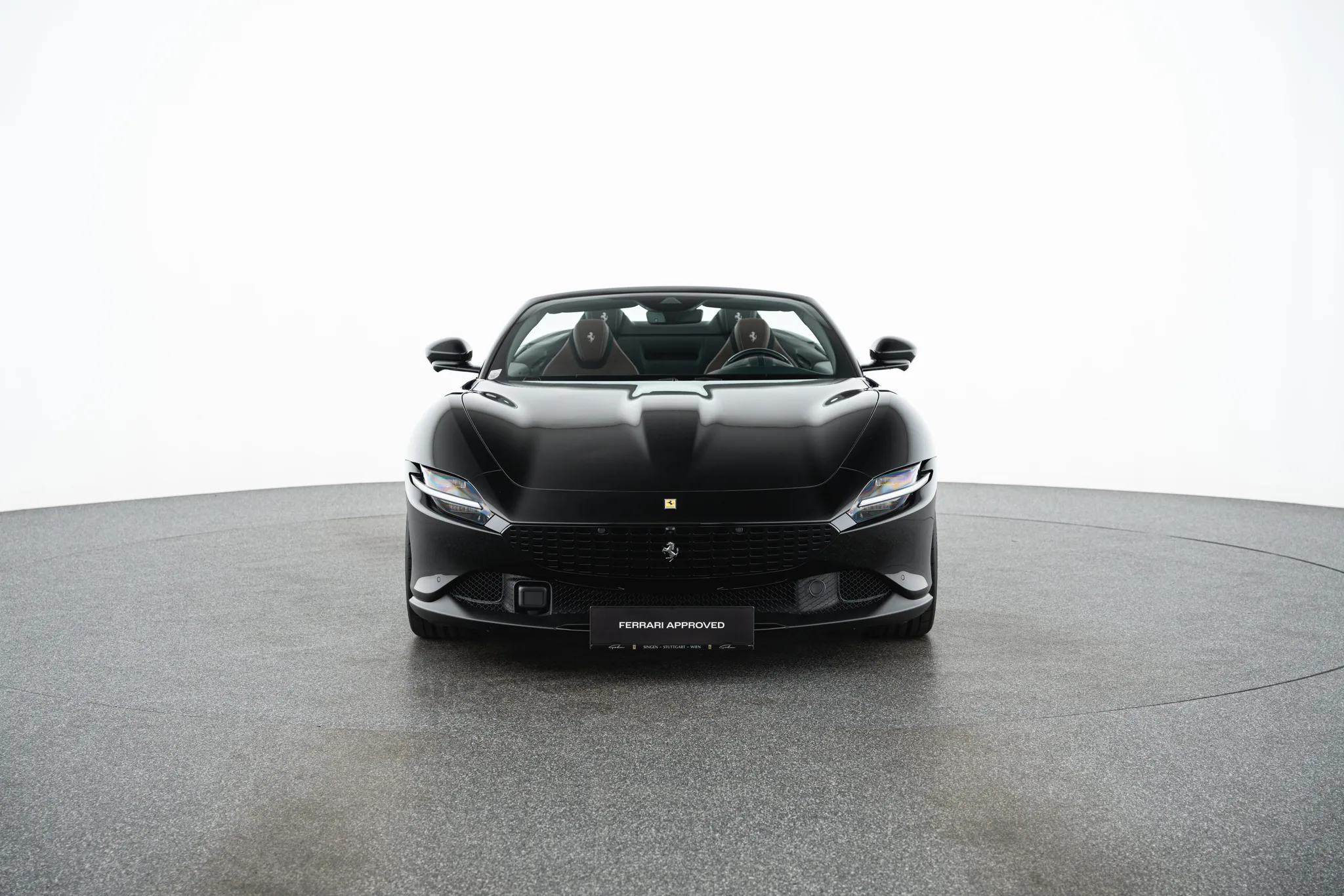 2024 Ferrari Roma Spider offered by a specialist dealer in Vösendorf, Austria, main photo