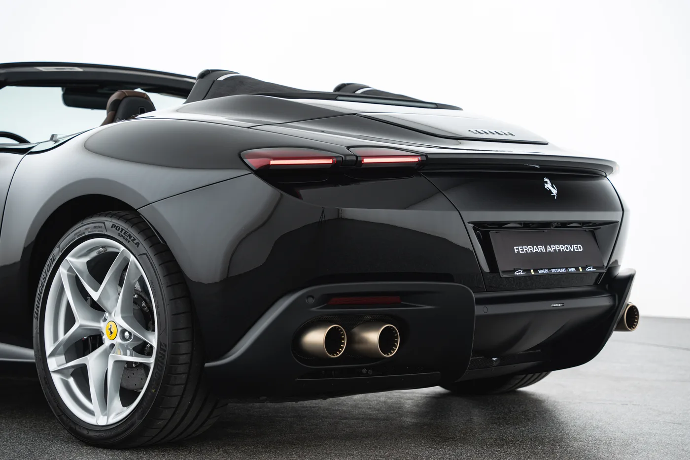 2024 Ferrari Roma Spider proposée par un concessionnaire spécialisé à Vösendorf, Autriche, photo 11 sur 15