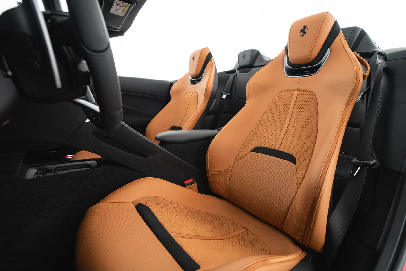 2024 Ferrari Roma Spider proposée par un concessionnaire spécialisé à Vösendorf, Autriche, photo 6 sur 15