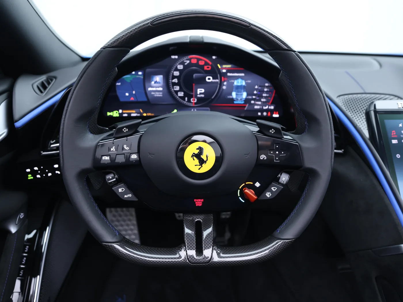 2024 Ferrari Roma Spider angeboten von einem Fachhändler in Frankfurt am Main, Deutschland, Foto 7 von 15
