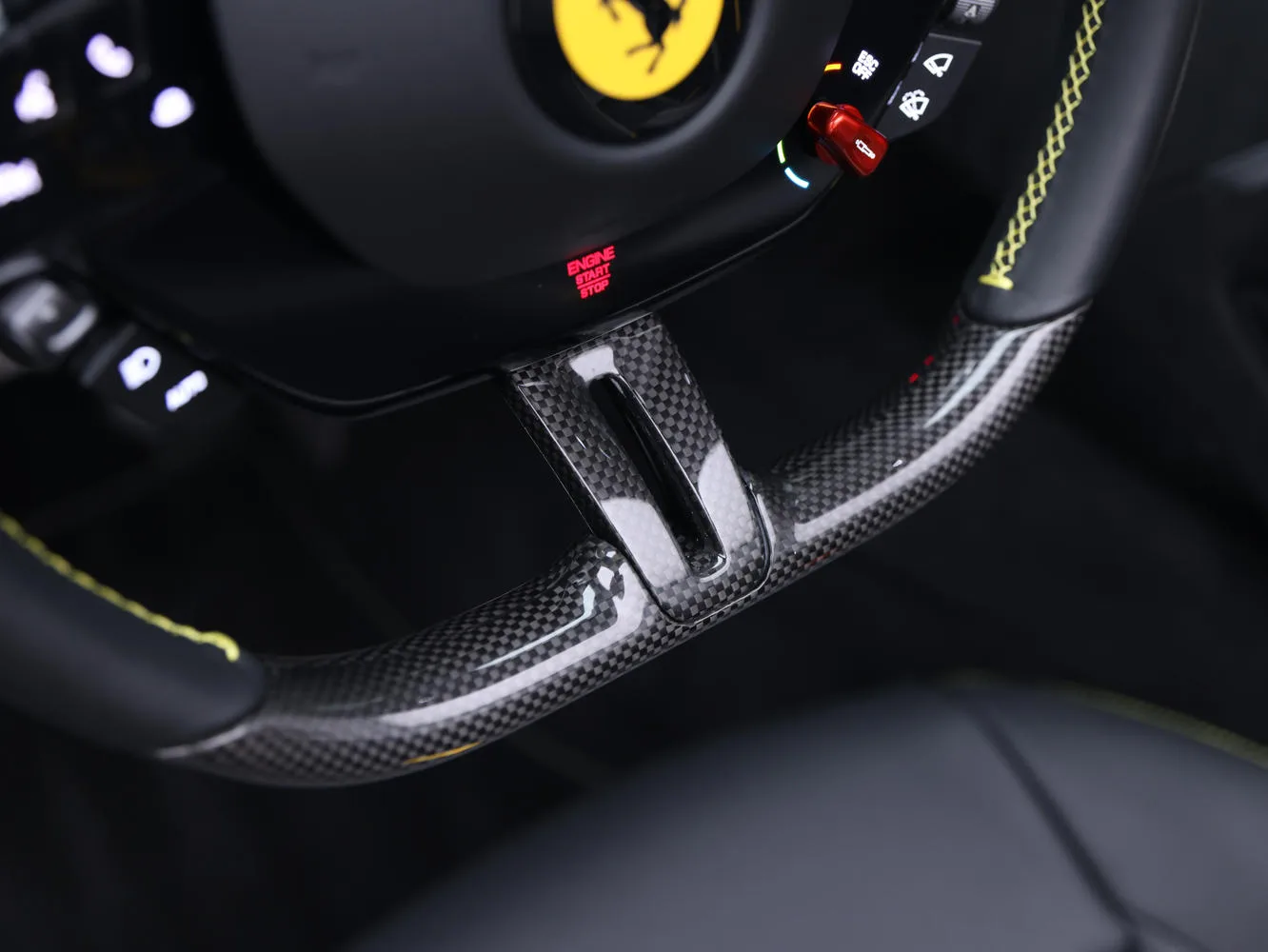 2024 Ferrari Roma Spider, 9/30