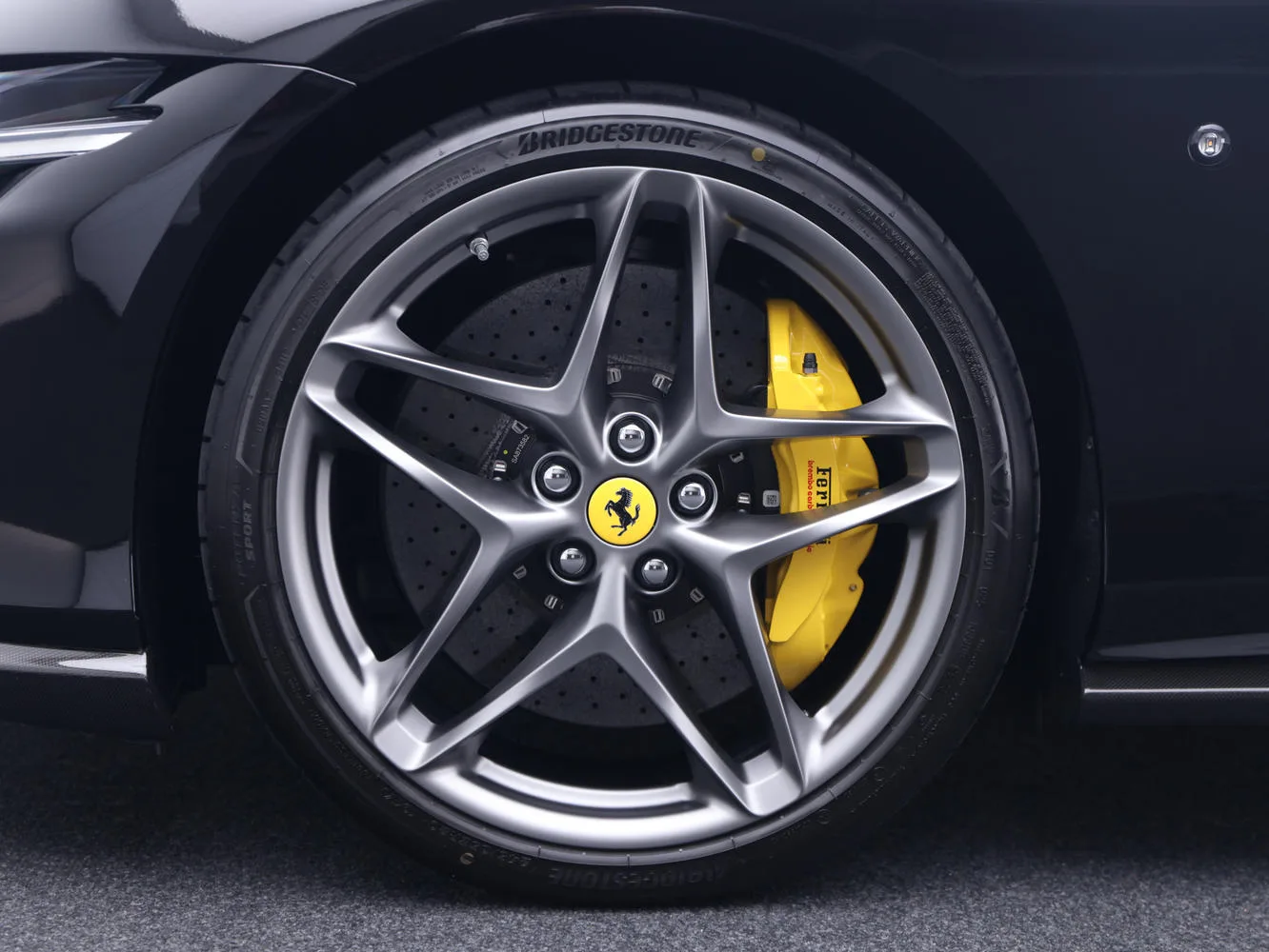 2024 Ferrari Roma Spider, 26/30