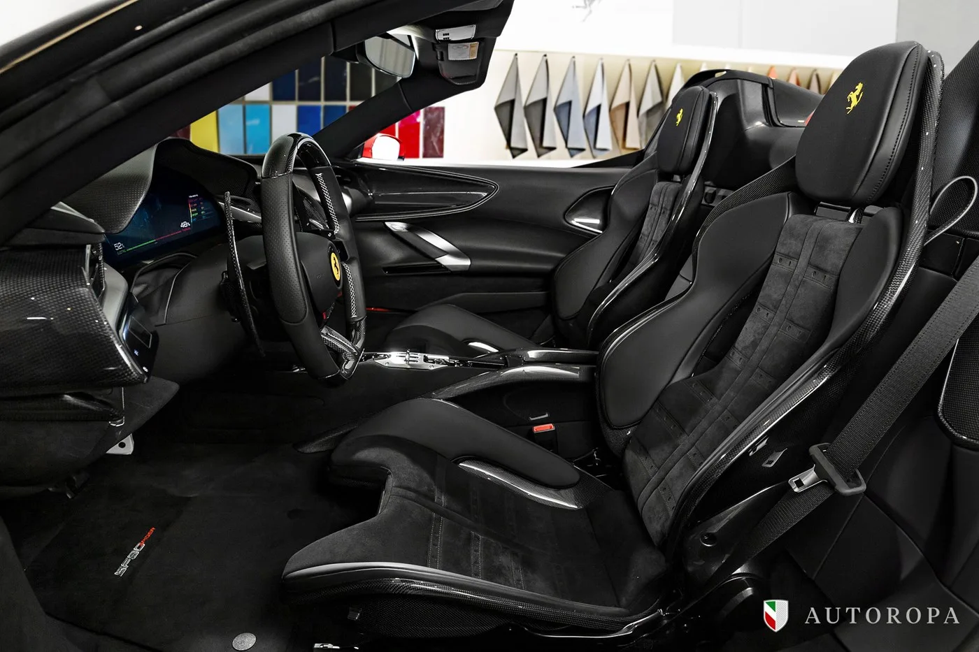 2024 Ferrari SF90 Spider Assetto Fiorano proposée par un concessionnaire agréé Ferrari et Maserati à Arlöv, Suède, photo 8 sur 10
