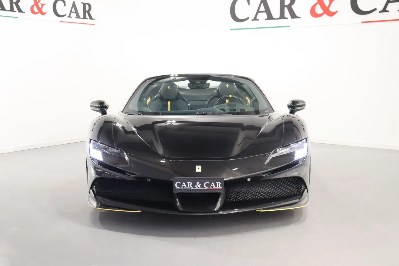 2024 Ferrari SF90 Spider Assetto Fiorano offered by a supercar dealer in Zibido San Giacomo, Italy, photo 3 of 17