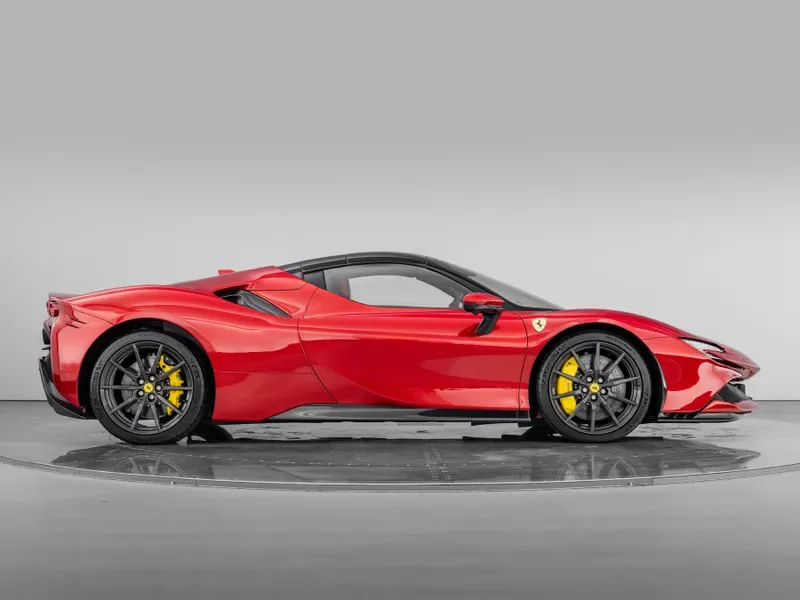 2024 Ferrari SF90 Spider, 19/30