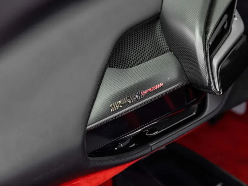 2024 Ferrari SF90 Spider, 23/30