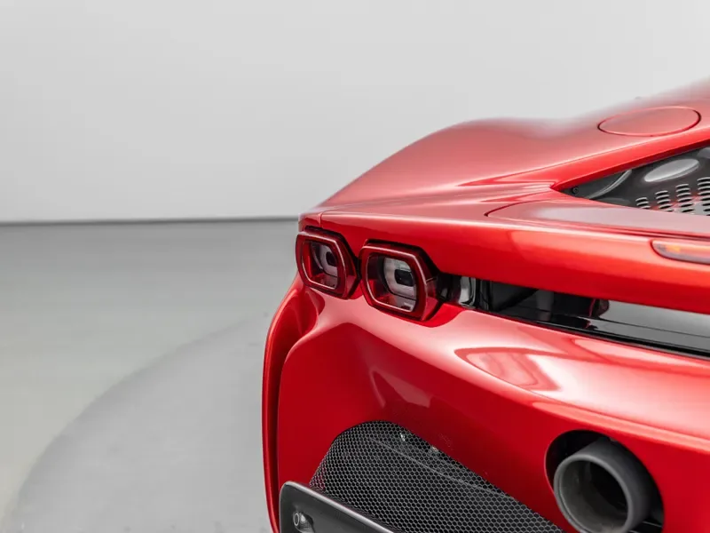 2024 Ferrari SF90 Spider, 25/30