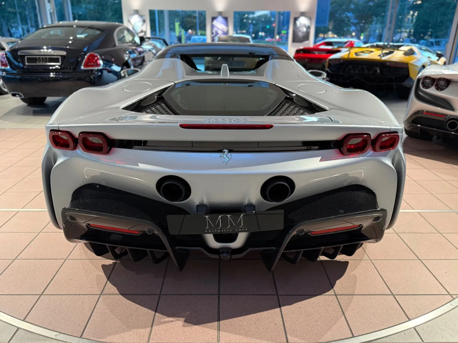 2024 Ferrari SF90 Spider, 10/30