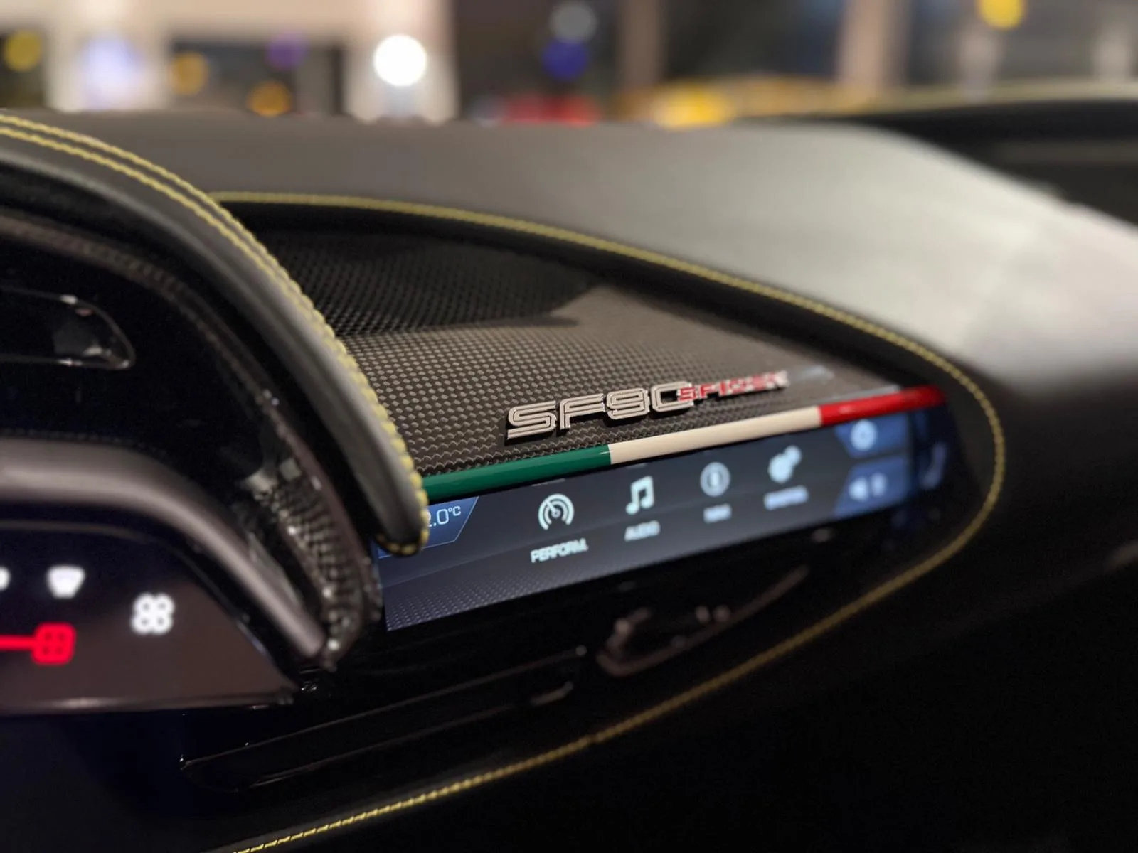2024 Ferrari SF90 Spider, 29/30