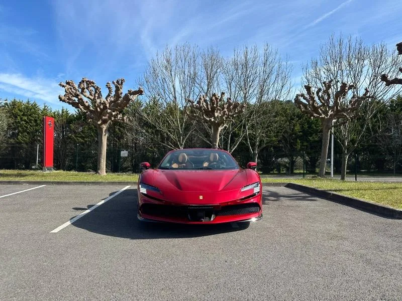 2024 Ferrari SF90 Spider Assetto Fiorano, 3/20