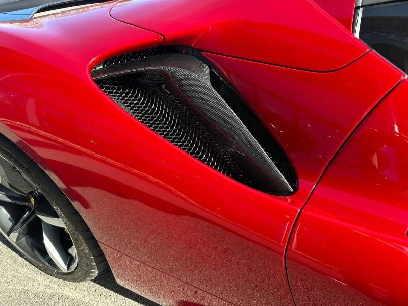 2024 Ferrari SF90 Spider Assetto Fiorano, 15/20