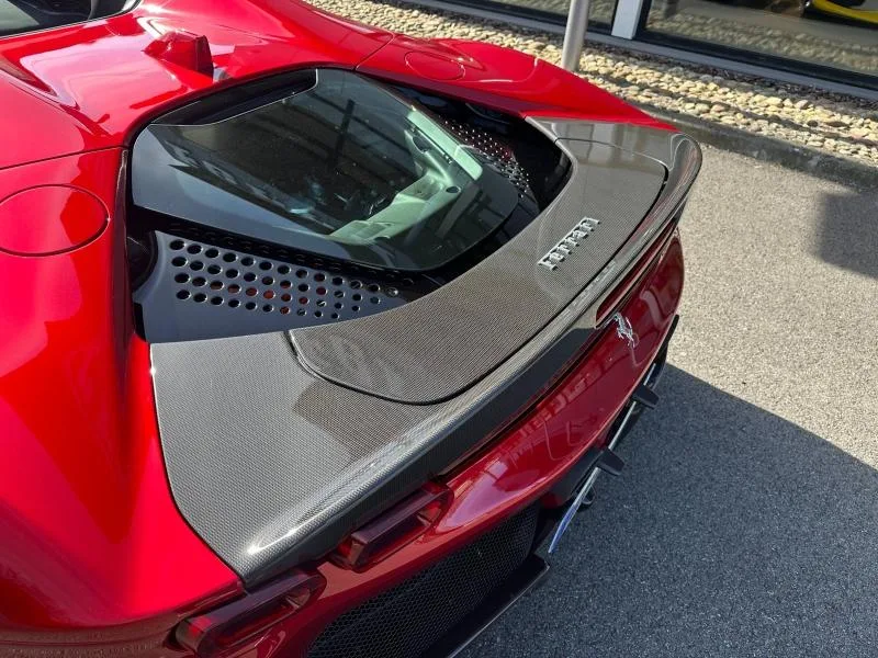2024 Ferrari SF90 Spider Assetto Fiorano, 16/20