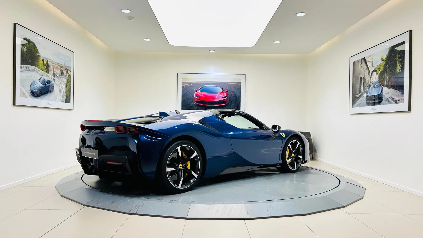 2024 Ferrari SF90 Spider, 3/29