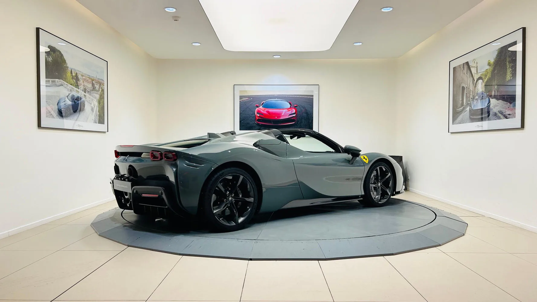 2024 Ferrari SF90 Spider, 3/30