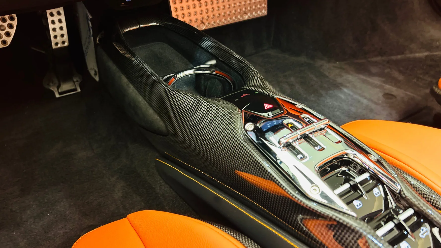 2024 Ferrari SF90 Spider, 22/30