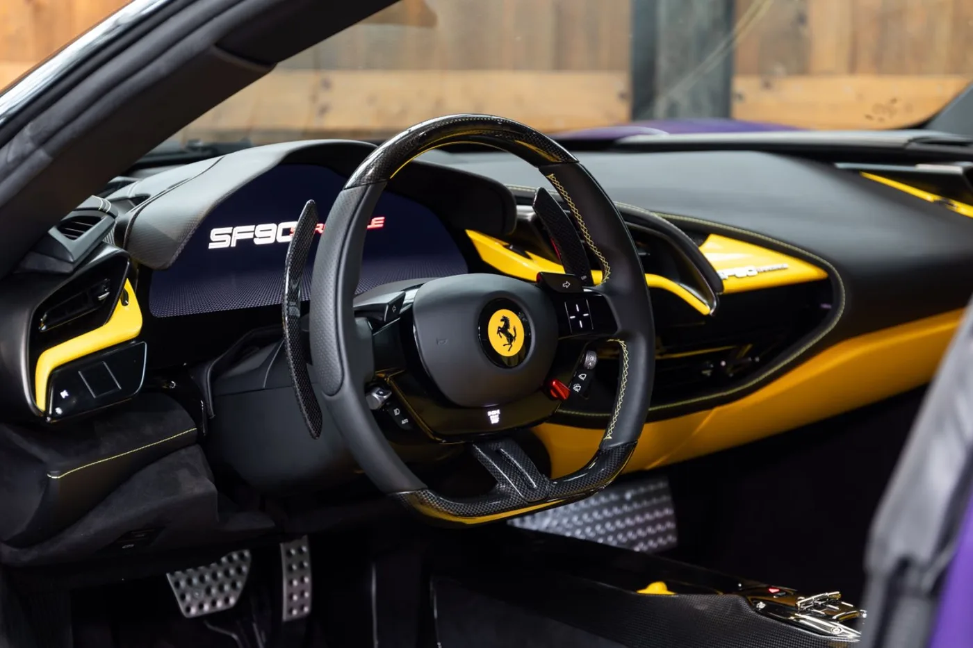 2024 Ferrari SF90 Stradale Assetto Fiorano angeboten von einem Fachhändler in Neuss, Deutschland, Foto 10 von 10