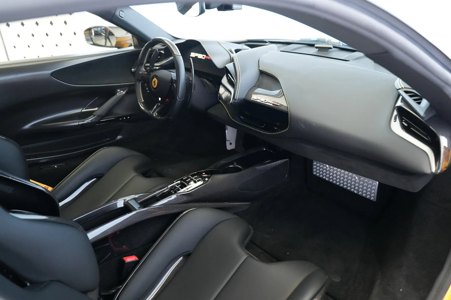 2024 Ferrari SF90 Stradale Assetto Fiorano, 10/20