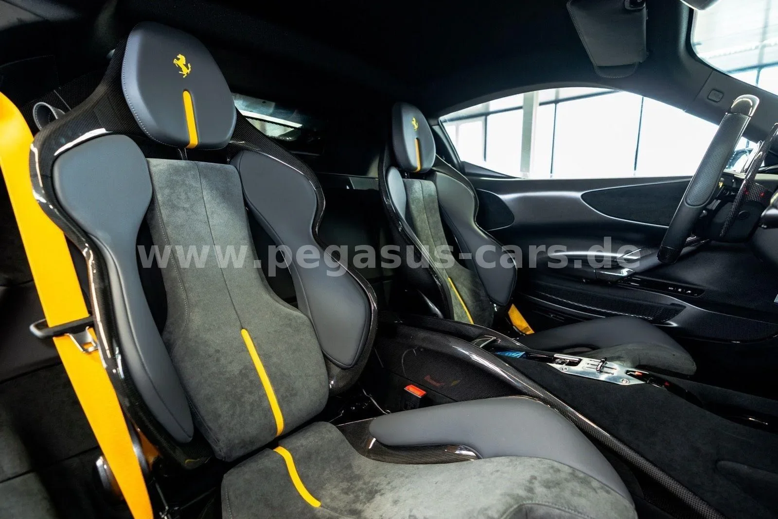 2024 Ferrari SF90 Stradale Assetto Fiorano, 23/30