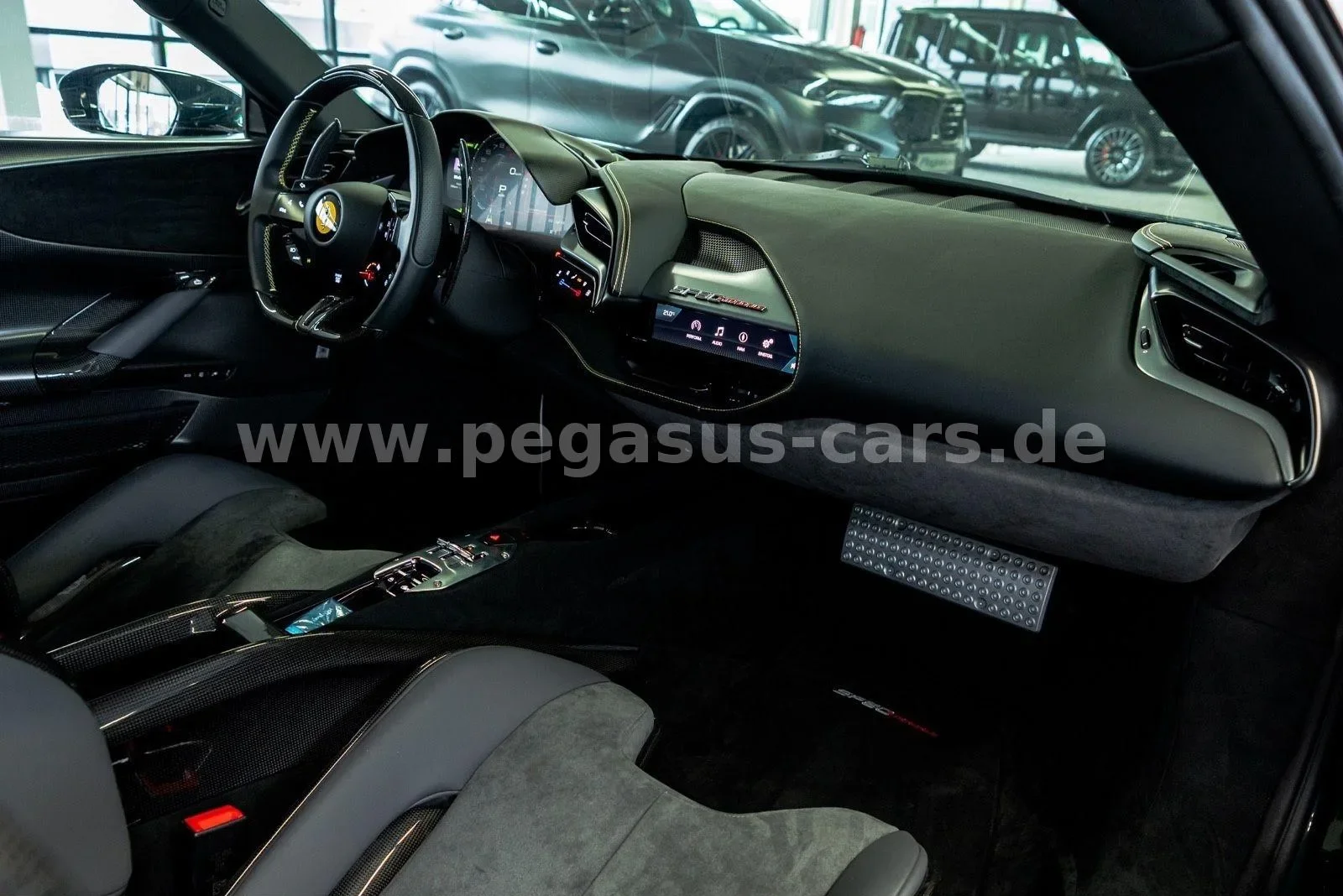 2024 Ferrari SF90 Stradale Assetto Fiorano, 28/30