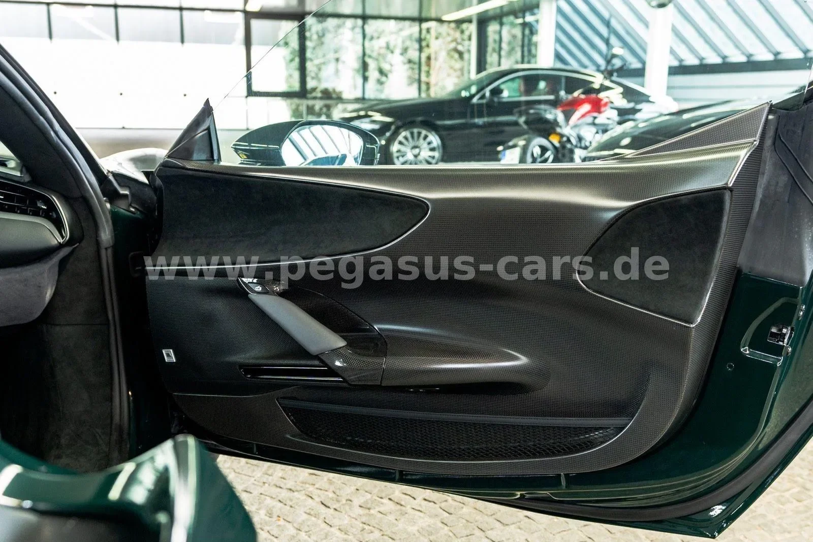 2024 Ferrari SF90 Stradale Assetto Fiorano, 29/30
