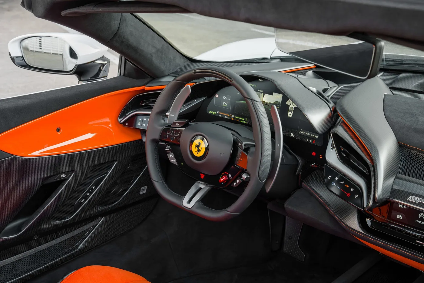 2024 Ferrari SF90 XX Spider angeboten von einem Supersportwagenhändler in Woerden, Niederlande, Foto 16 von 25