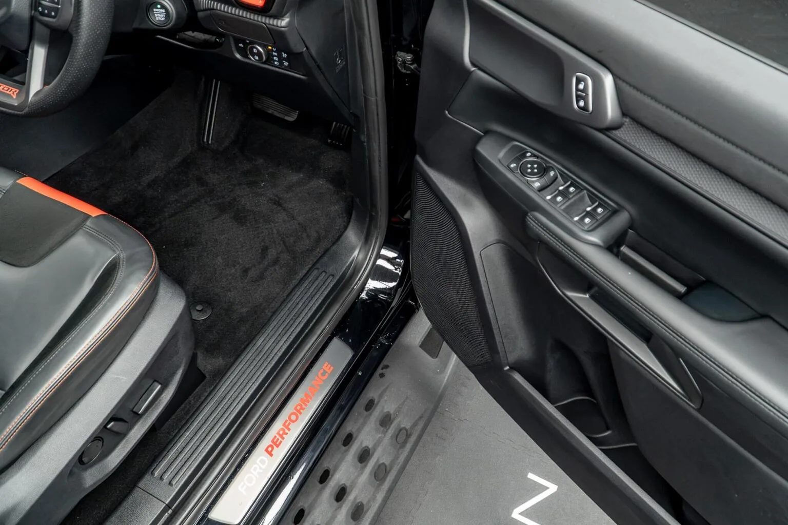 2024 Ford Ranger Raptor, 28/30