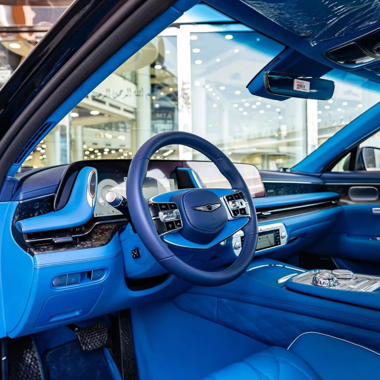 2024 Genesis G90 LWB Limited Edition, 1 of 1 offered by a specialist dealer in Dubai, United Arab Emirates, photo 3 of 10