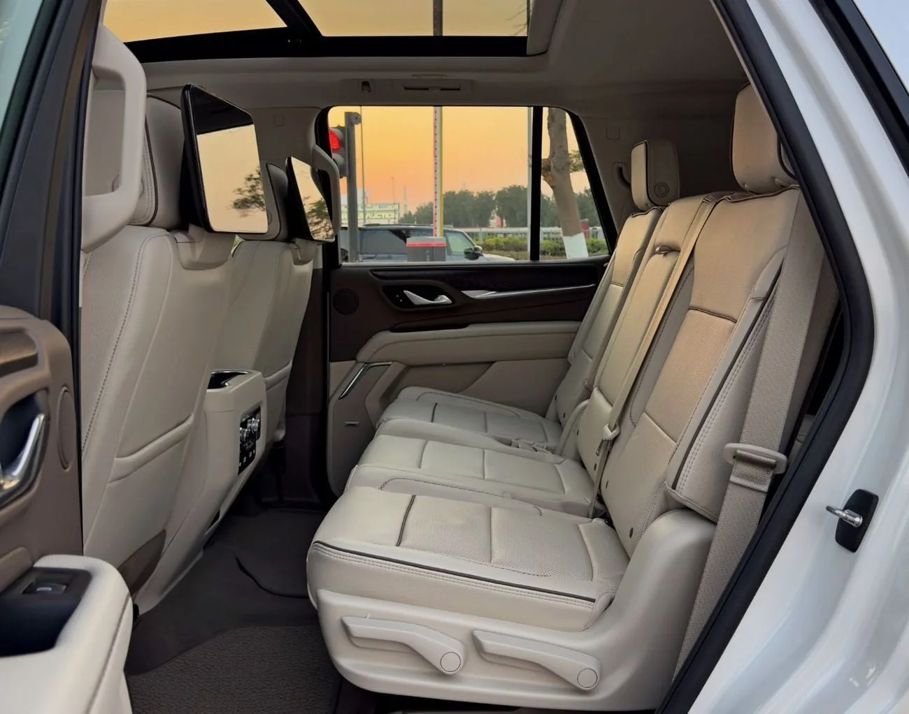 2024 GMC Yukon Denali, 13/14