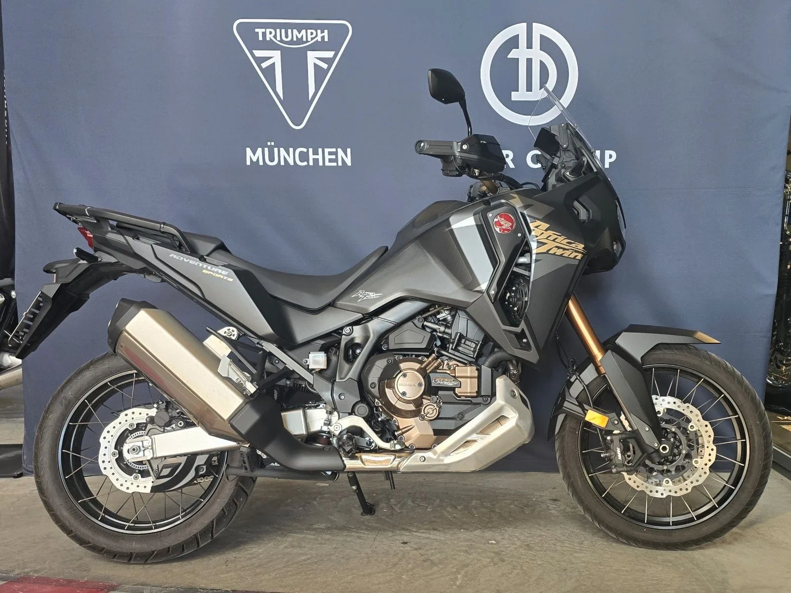 2024 Honda CRF1100L Africa Twin Adventure Sports, 2/14