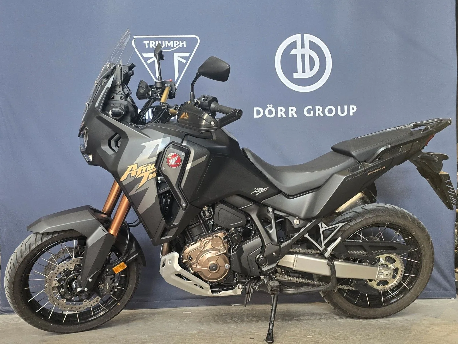 2024 Honda CRF1100L Africa Twin Adventure Sports angeboten von einem Vertragshändler in München, Deutschland, Hauptfoto
