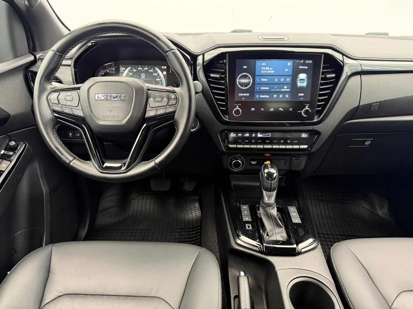 2024 Isuzu D-Max LS, 2/29