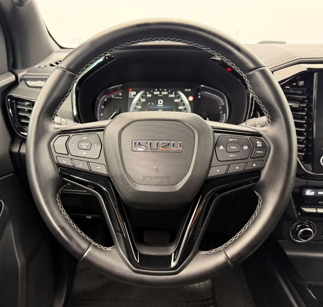 2024 Isuzu D-Max LS, 10/29