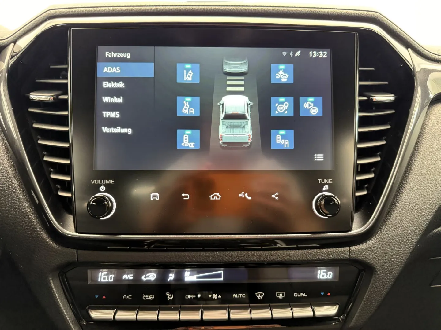 2024 Isuzu D-Max LS, 16/29