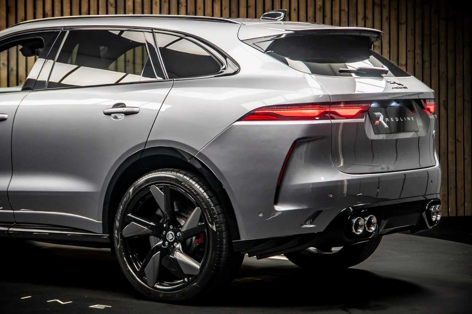 2024 Jaguar F-Pace SVR, 16/30