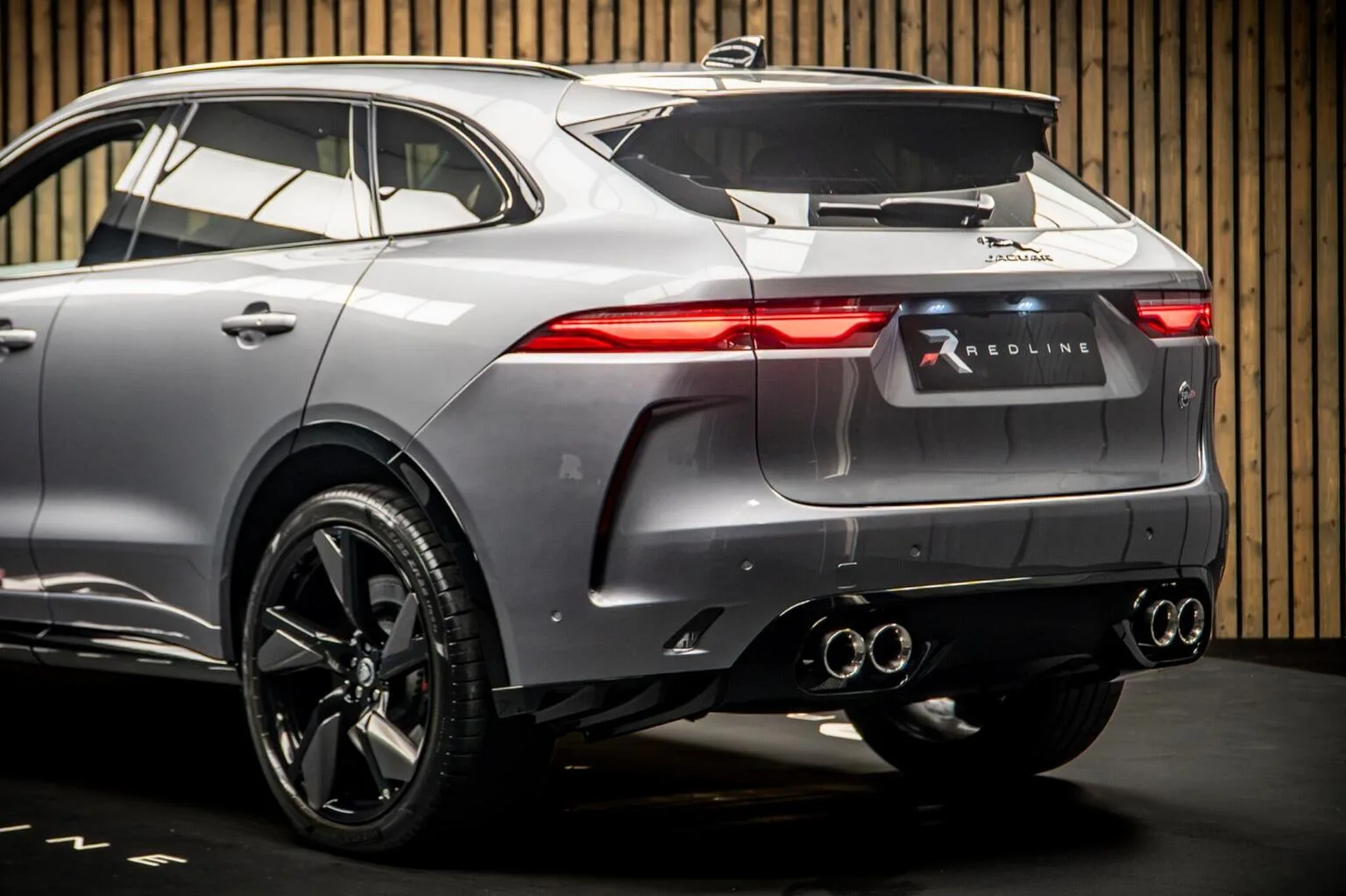 2024 Jaguar F-Pace SVR, 19/30