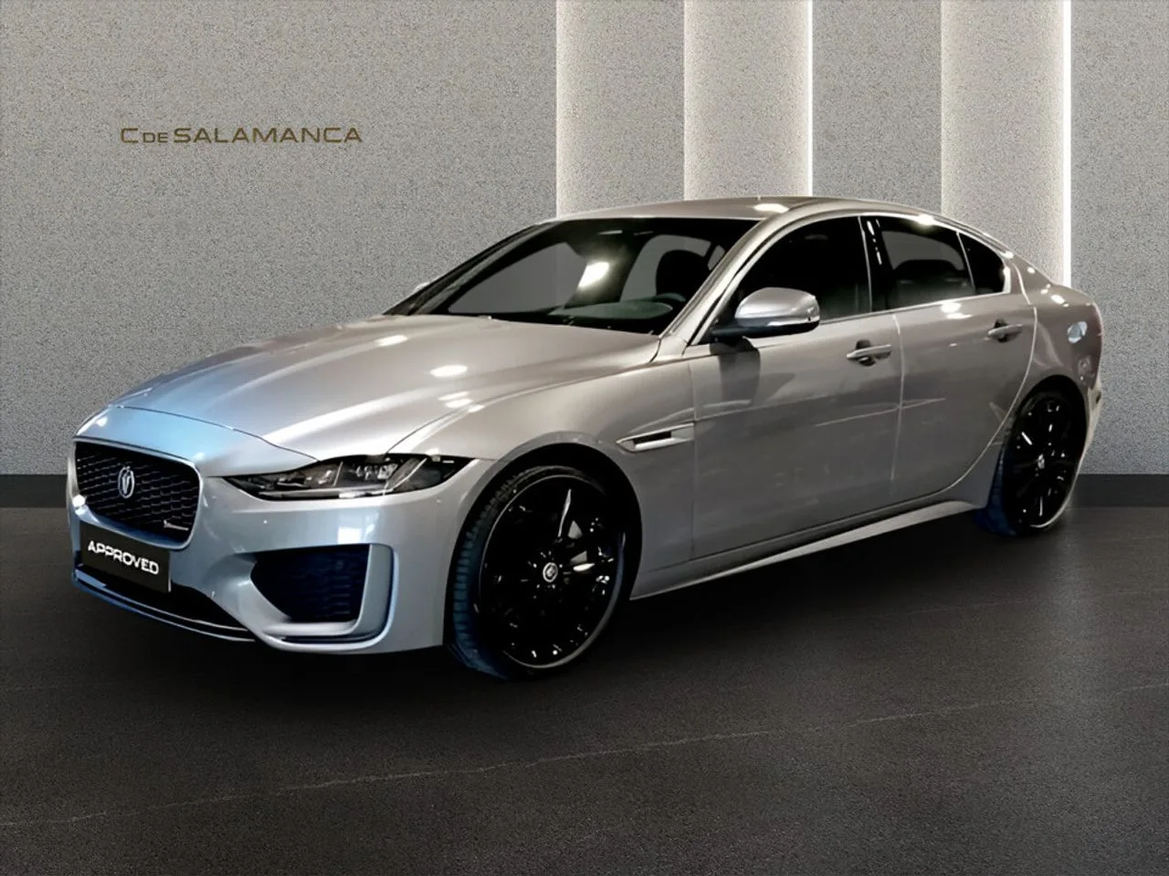 2024 Jaguar XE angeboten von einem Fachhändler in Madrid, Hauptfoto