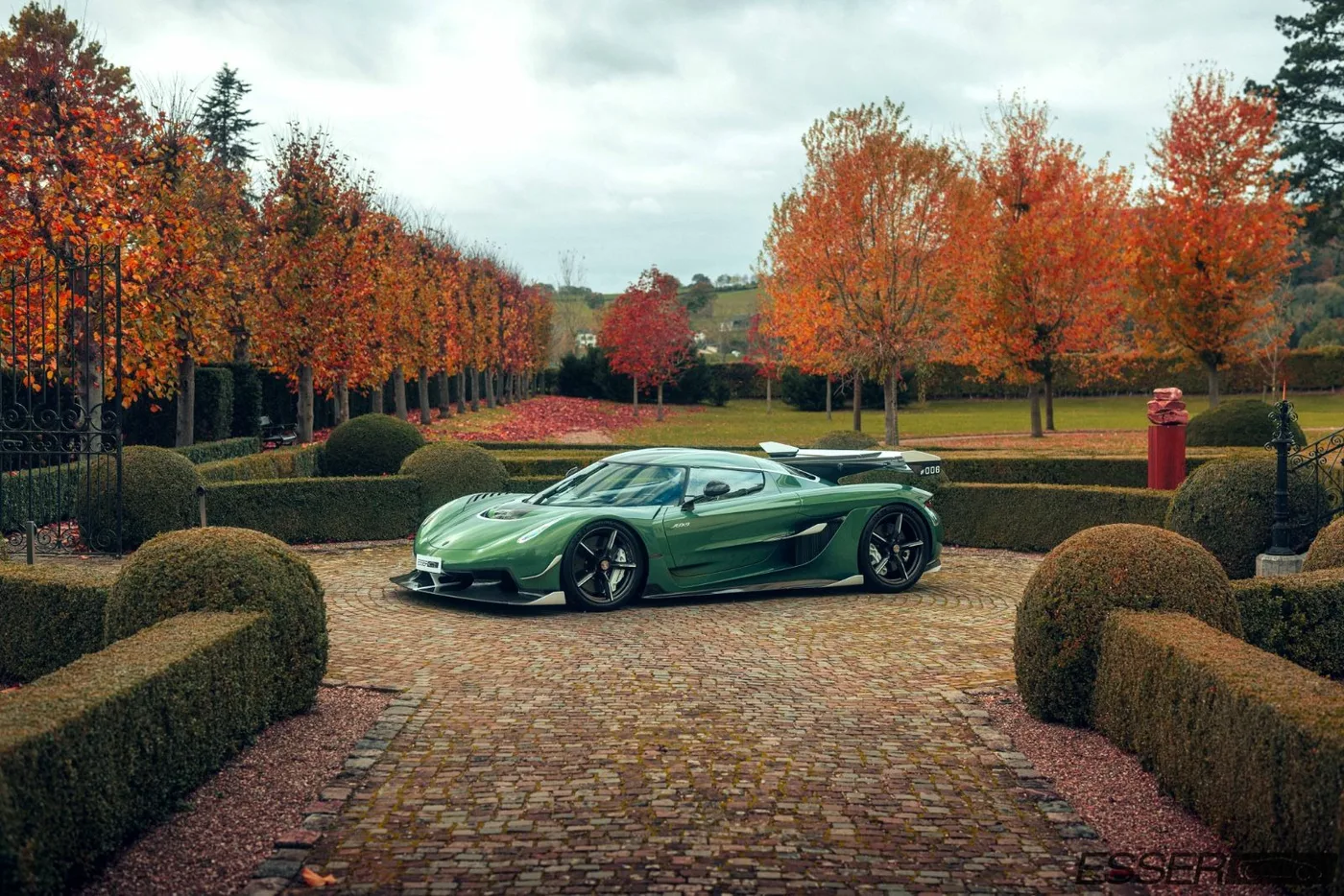 2024 Koenigsegg Jesko Attack offered by a specialist dealer in Alsdorf, Germany, photo 7 of 10