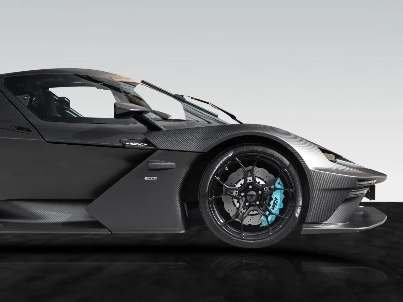 2024 KTM X-BOW GT-XR, 8/29