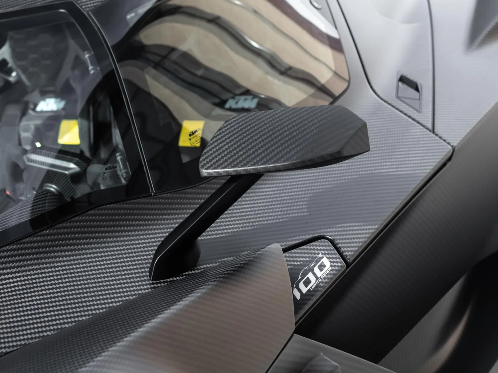 2024 KTM X-BOW GT-XR, 28/29