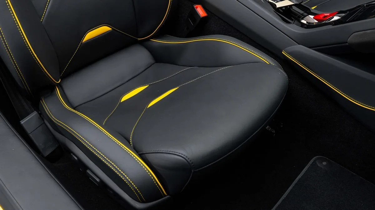 2024 Lamborghini Huracán EVO Spyder angeboten von einem Fachhändler in Dubai, Vereinigte Arabische Emirate, Foto 20 von 25