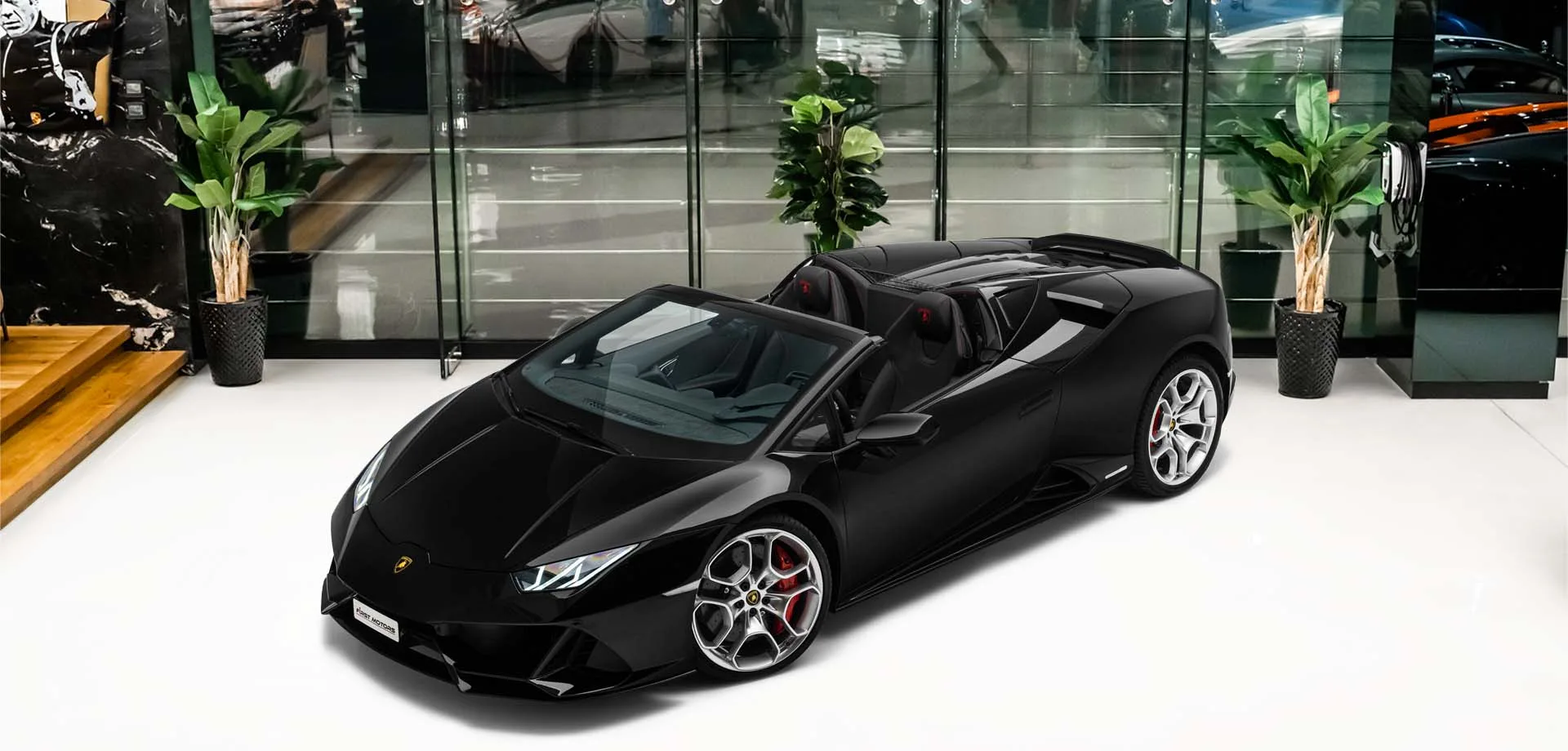 2024 Lamborghini Huracán EVO Spyder angeboten von einem Fachhändler in Dubai, Vereinigte Arabische Emirate, Hauptfoto