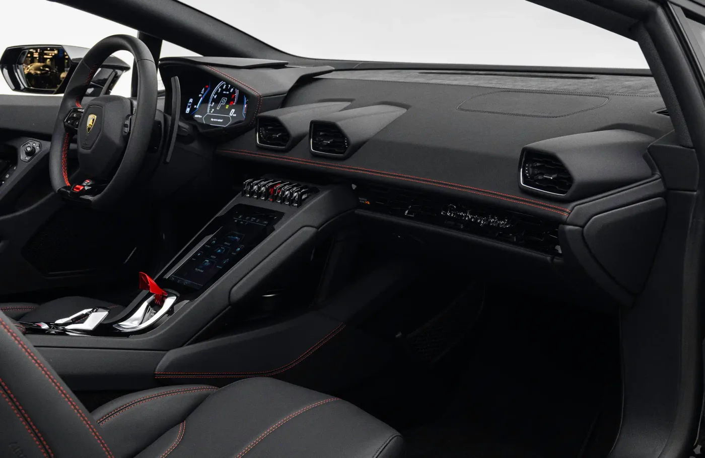 2024 Lamborghini Huracán EVO Spyder angeboten von einem Fachhändler in Dubai, Vereinigte Arabische Emirate, Foto 6 von 10