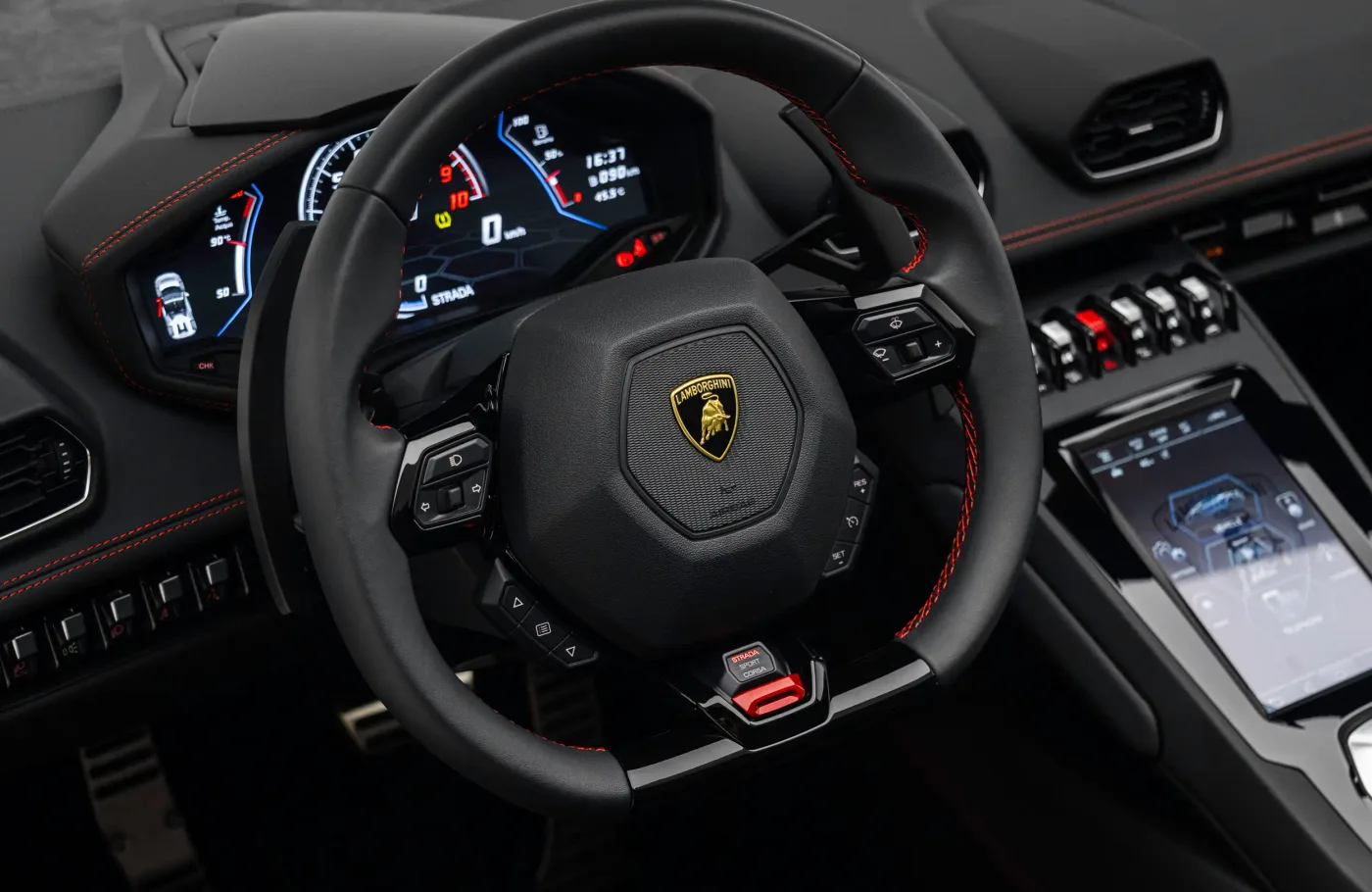 2024 Lamborghini Huracán EVO Spyder angeboten von einem Fachhändler in Dubai, Vereinigte Arabische Emirate, Foto 7 von 10