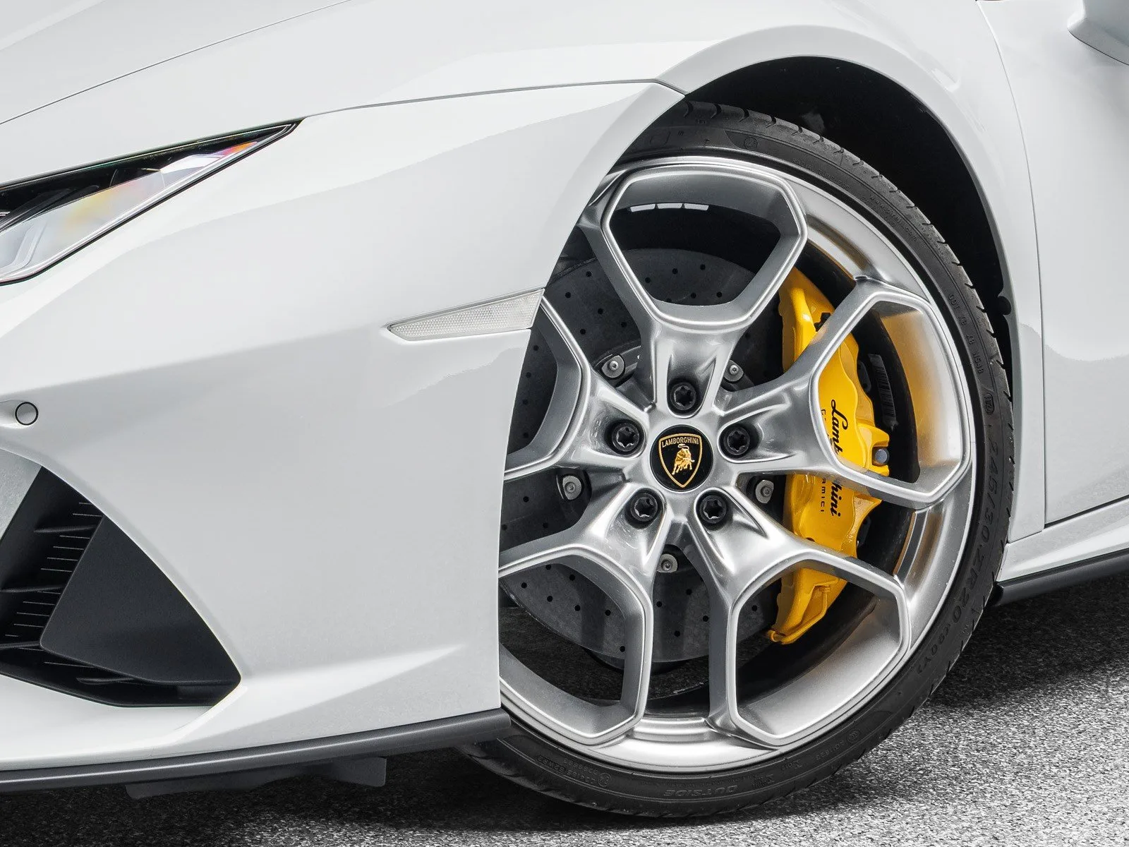 2024 Lamborghini Huracán EVO Spyder, 13/28