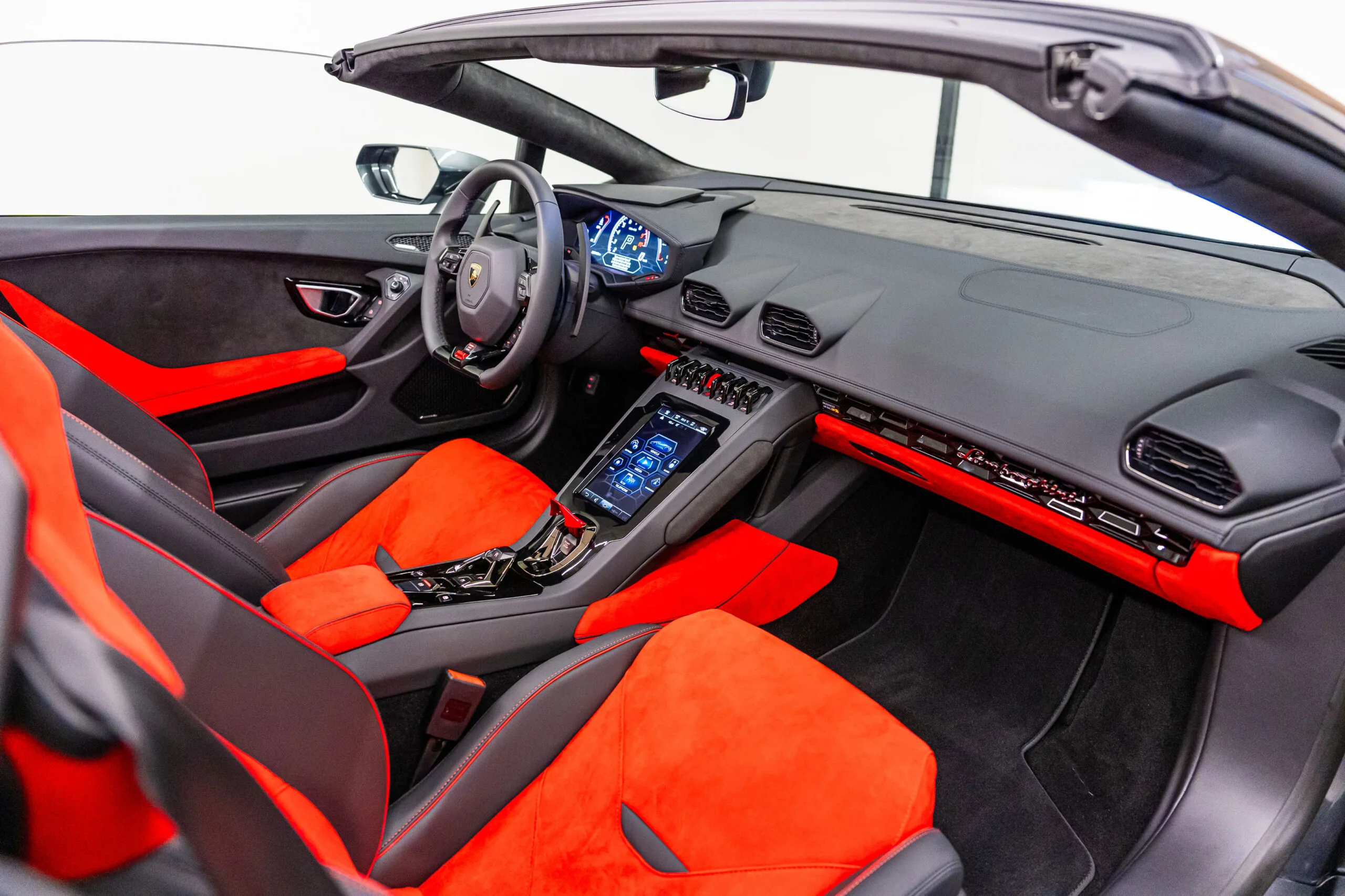 2024 Lamborghini Huracán EVO Spyder, 6/16
