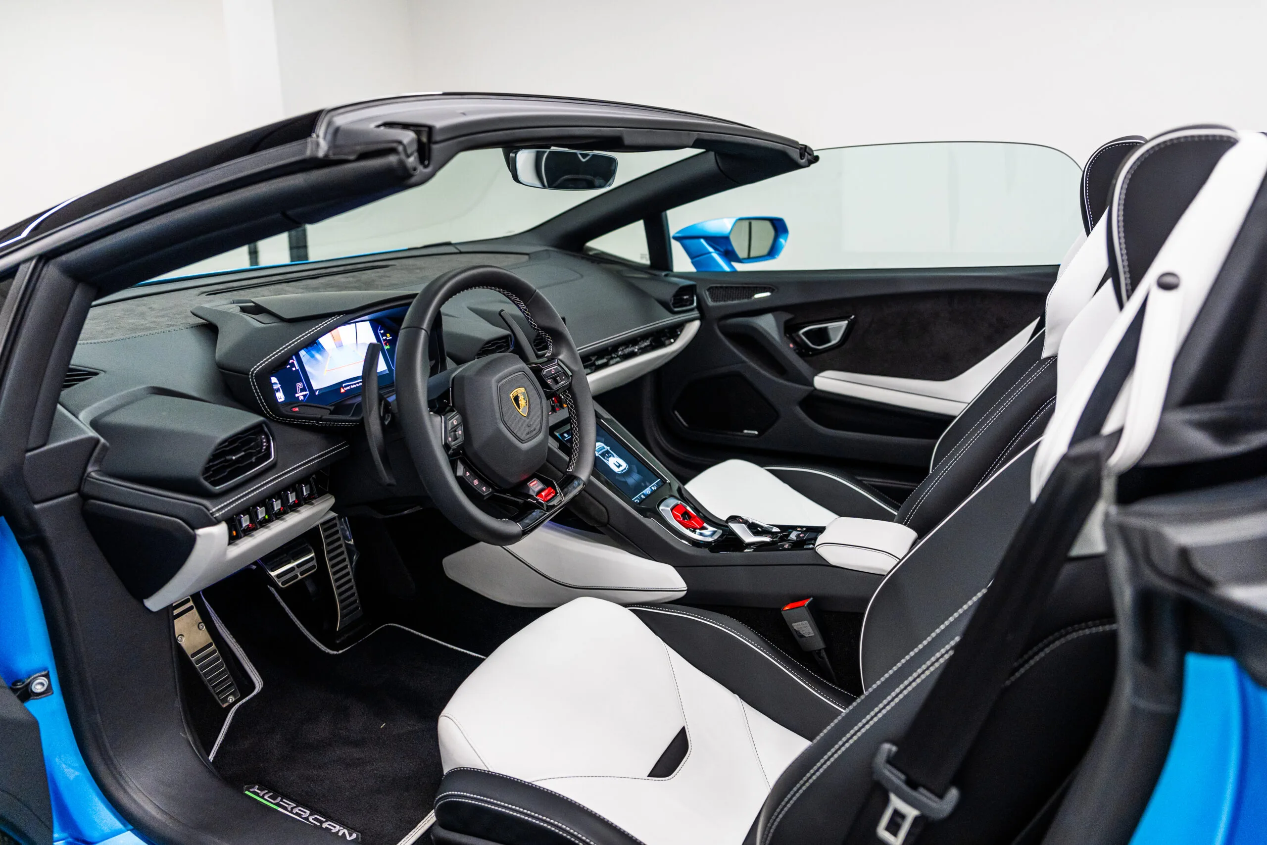 2024 Lamborghini Huracán EVO Spyder, 19/20