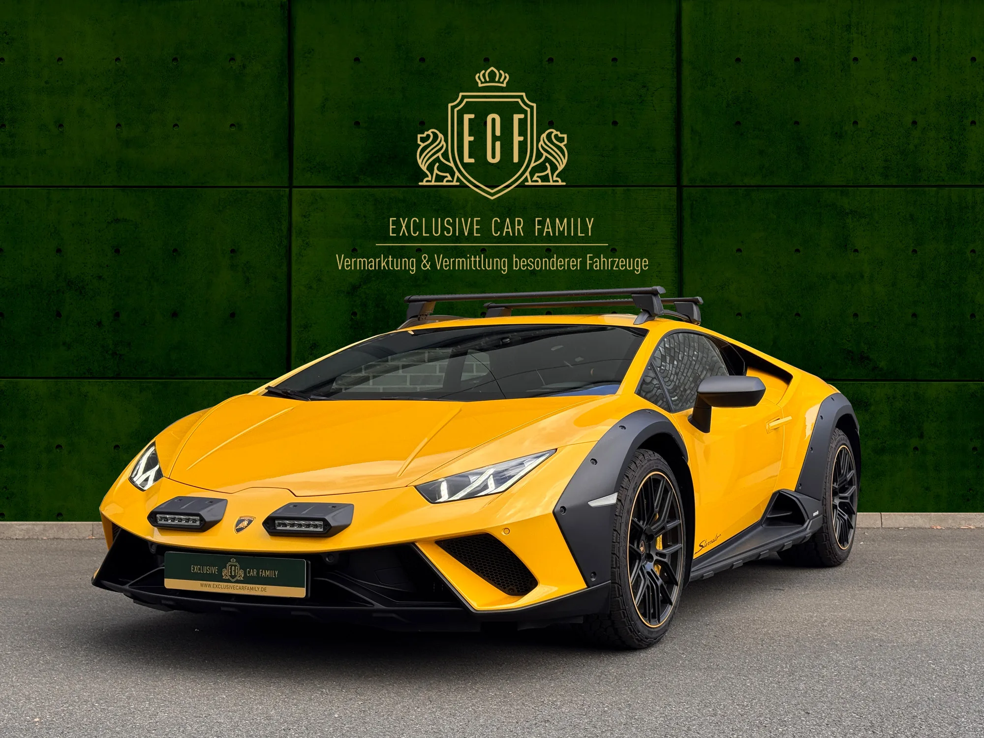 2024 Lamborghini Huracán Sterrato offered by a broker in Hessisch Oldendorf, Germany, main photo