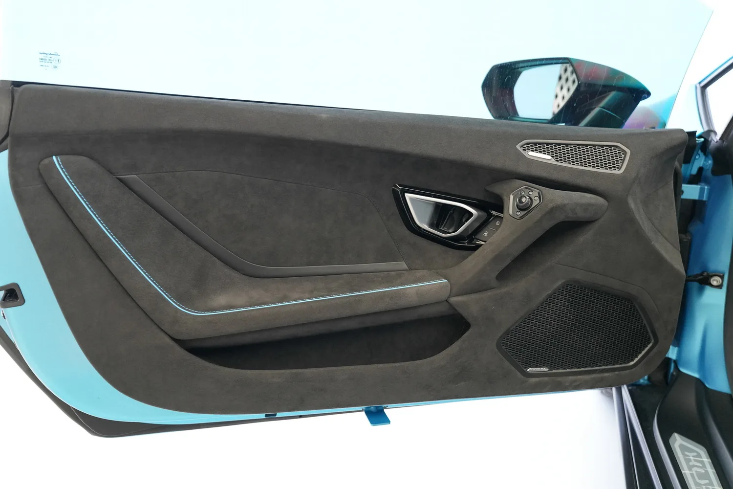2024 Lamborghini Huracán Sterrato, 2/15