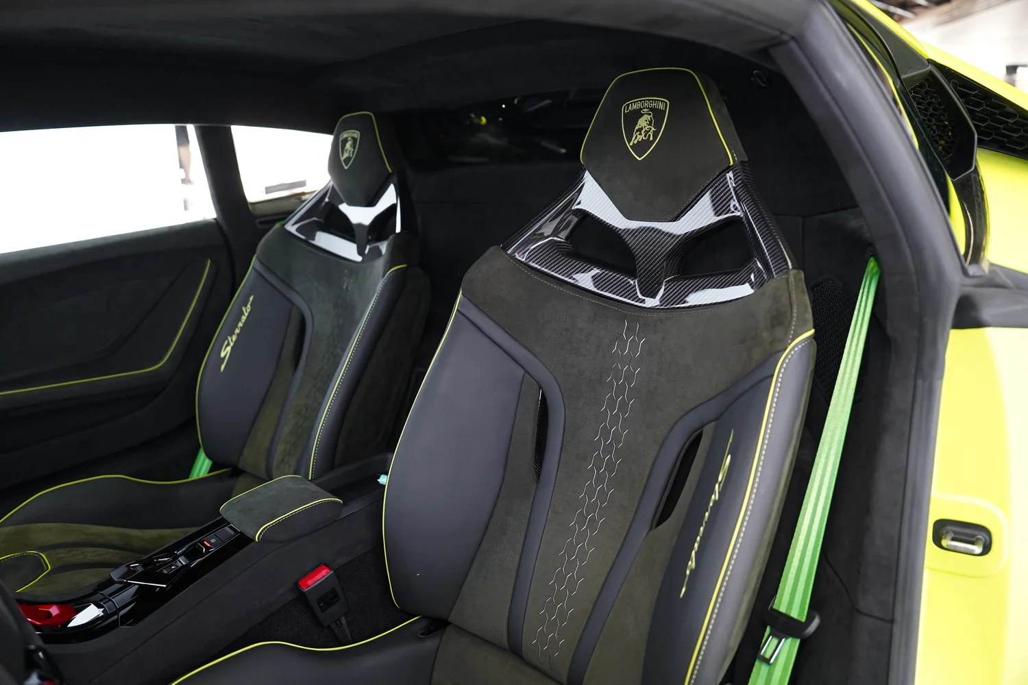 2024 Lamborghini Huracán Sterrato, 12/20